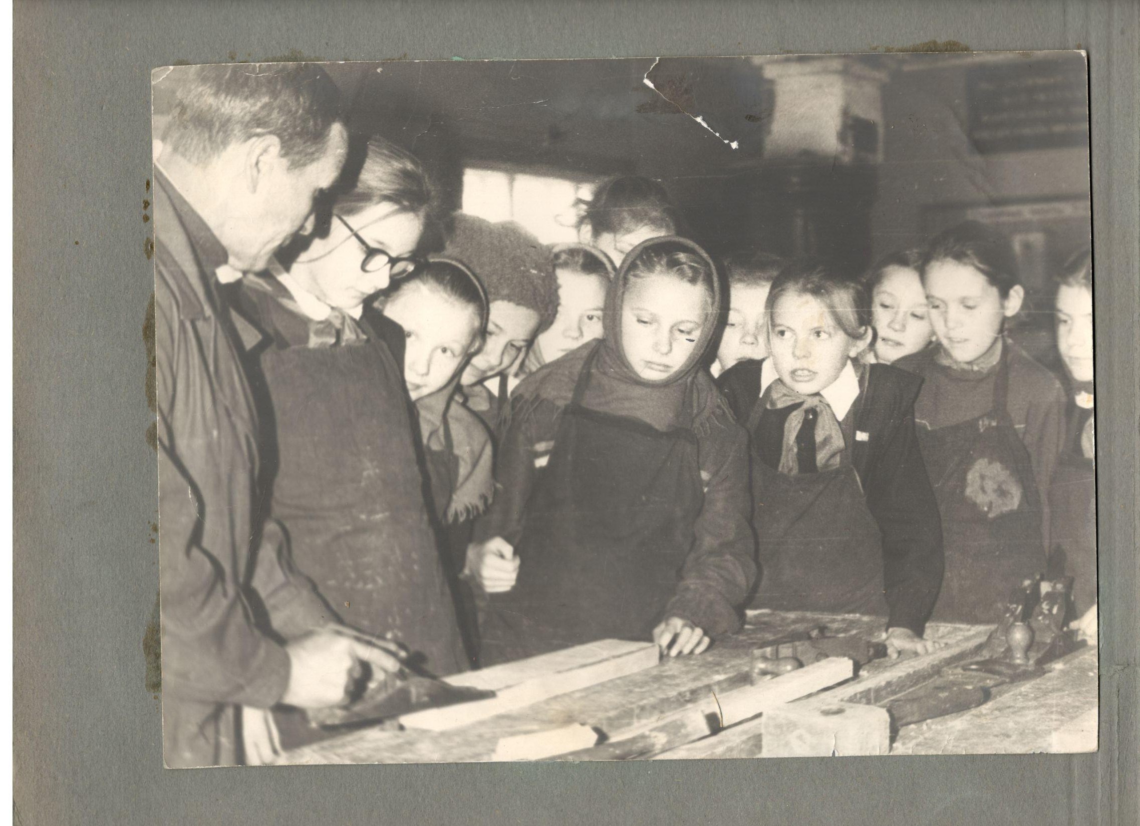 Работы участников фотокружка при Весьегонском Доме пионеров, 1967г. г. |  Библиотеки Весьегонского муниципального округа